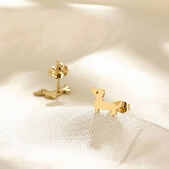 Wiener Dog Gold Stud Earrings - Picture 3 of 3